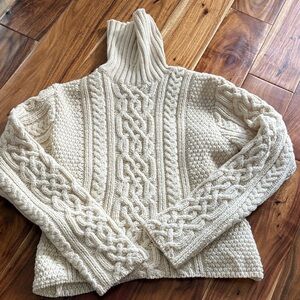 Elegant Knit Turtleneck Sweater in Cream